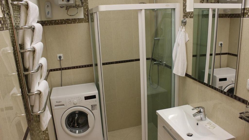 Leo Apartment Obchodna - Family Bratysława Zewnętrze zdjęcie